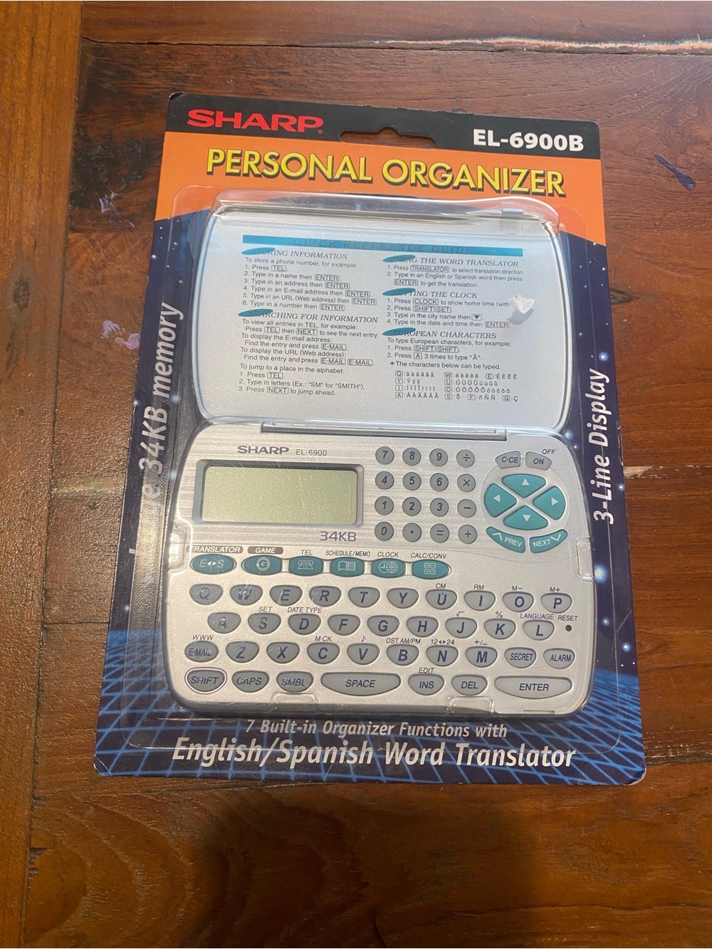 Sharp EL-6900B Personal Organizer and Translator - Silver